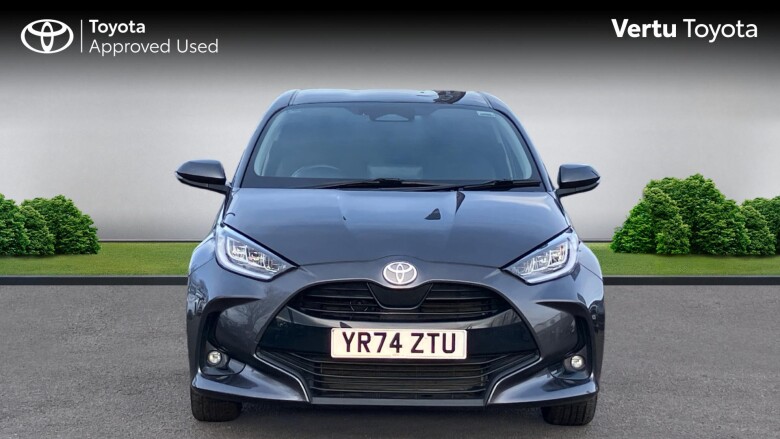 Toyota Yaris 1.5 Hybrid Design 5dr CVT Hybrid Hatchback